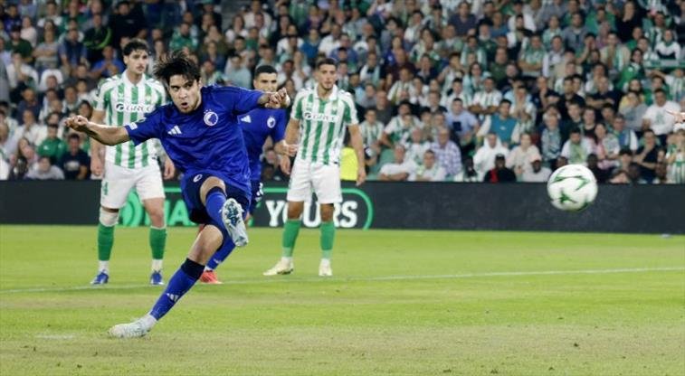 Trabzonspor’a penaltı canavarı stoper