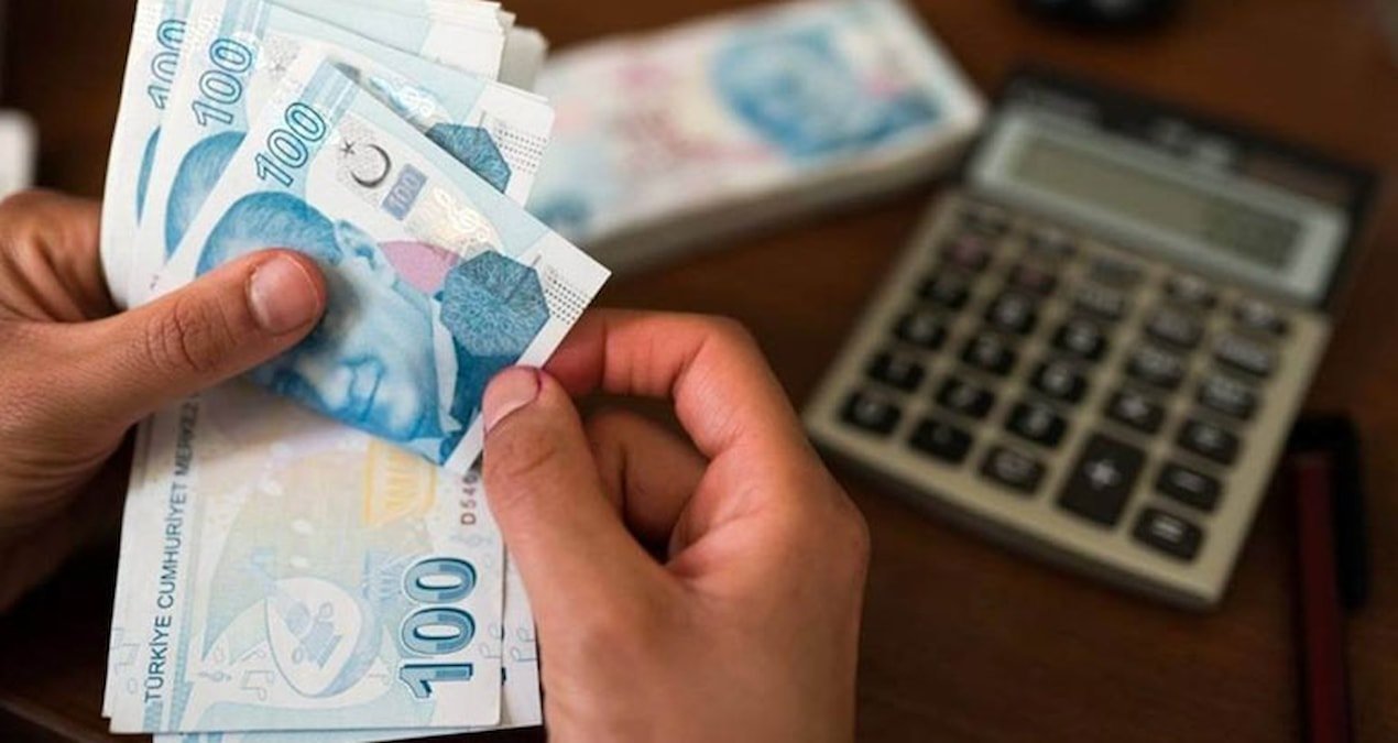 TÜRK-İŞ’in asgari ücret zam talebi dengeleri değiştirdi: İşte yeni maaş hesaplamaları