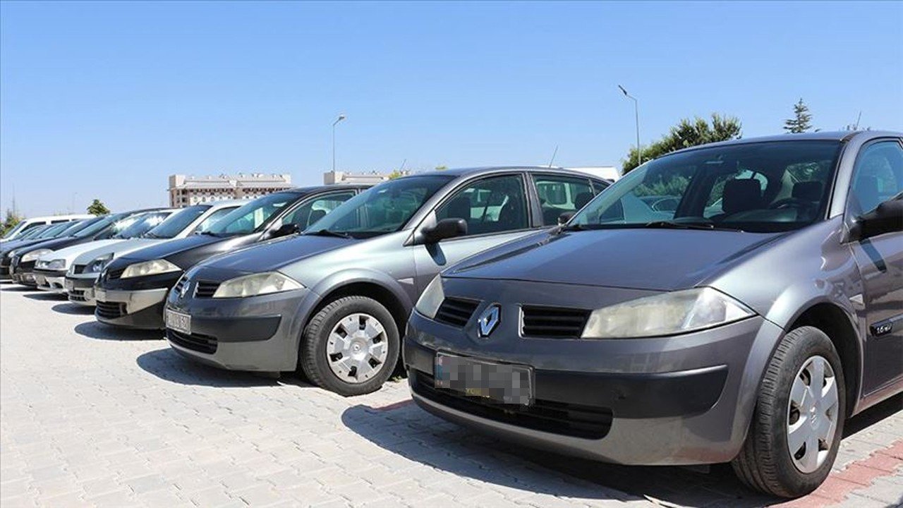 İhtiyaç fazlası kamu araçlarında ‘tasarruf’ satışı başladı: 1200 taşıtın ihalesi elektronik ortamda!