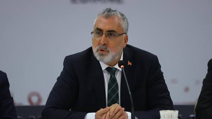 Vedat Işıkhan: Sendikalar teklifimizi kamuoyuna farklı aksettirdi