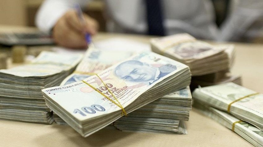 Maaşlardan her ay yüzde 3 kesinti planlanıyor