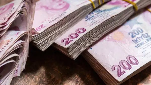 EYT’siz erken emeklilik yolu açıldı: O meslekler yıpranma payı listesine ekleniyor!