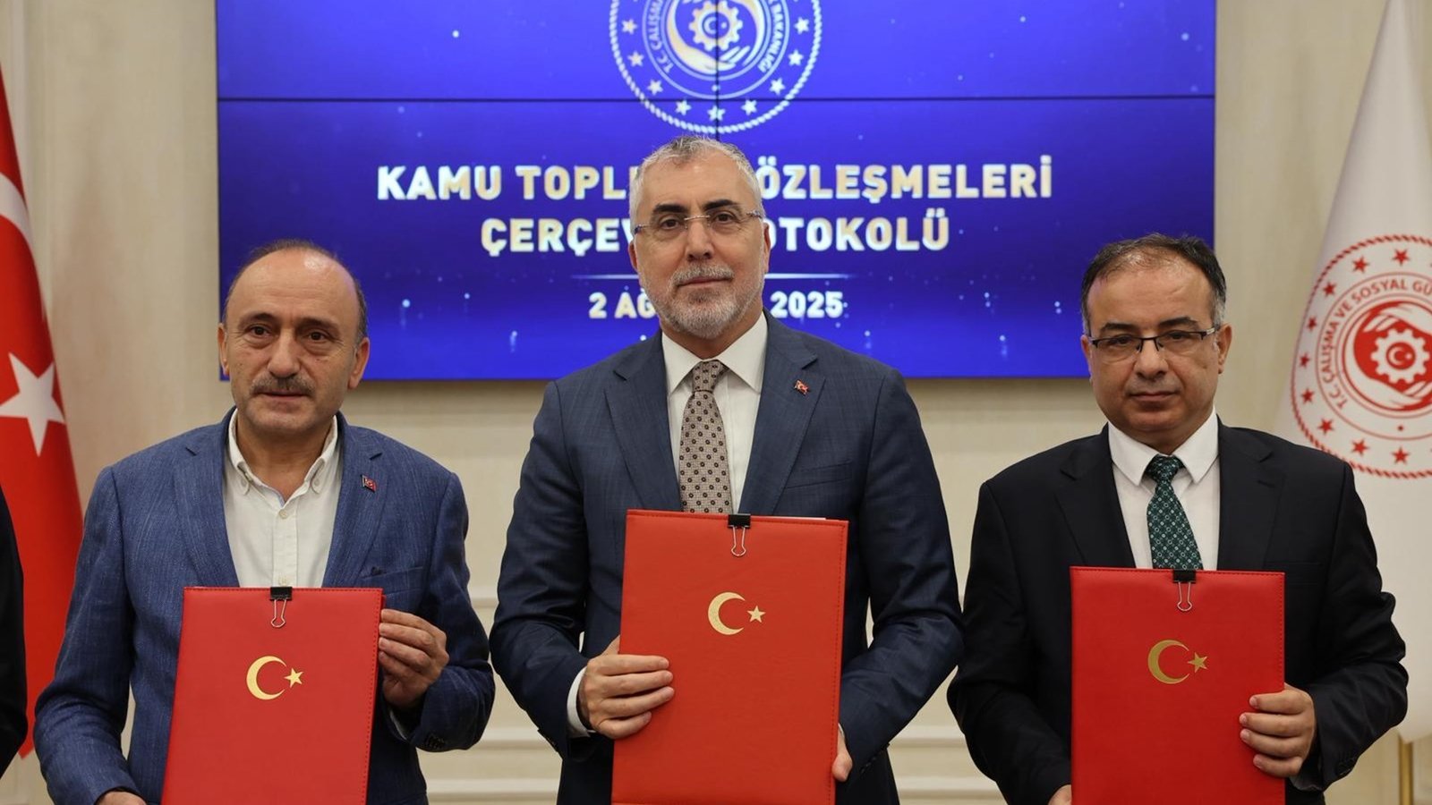 Kamu İşçisini Zorlu Bir Sözleşme Dönemi Bekliyor